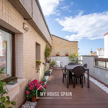 Myhousespain - Piso Con Terraza En El Centro Gijon