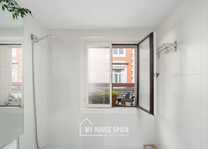 דירה Myhousespain - Piso Con Terraza En El Centro גיחון